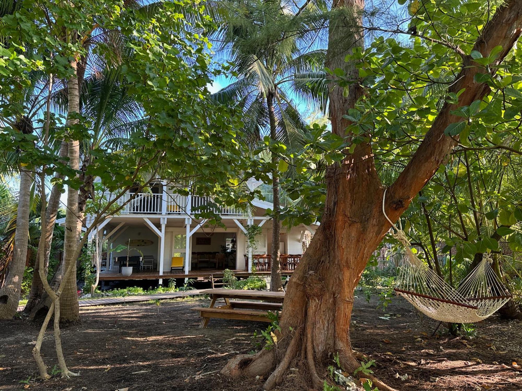 Le Coconut Lodge Avatoru Exteriör bild