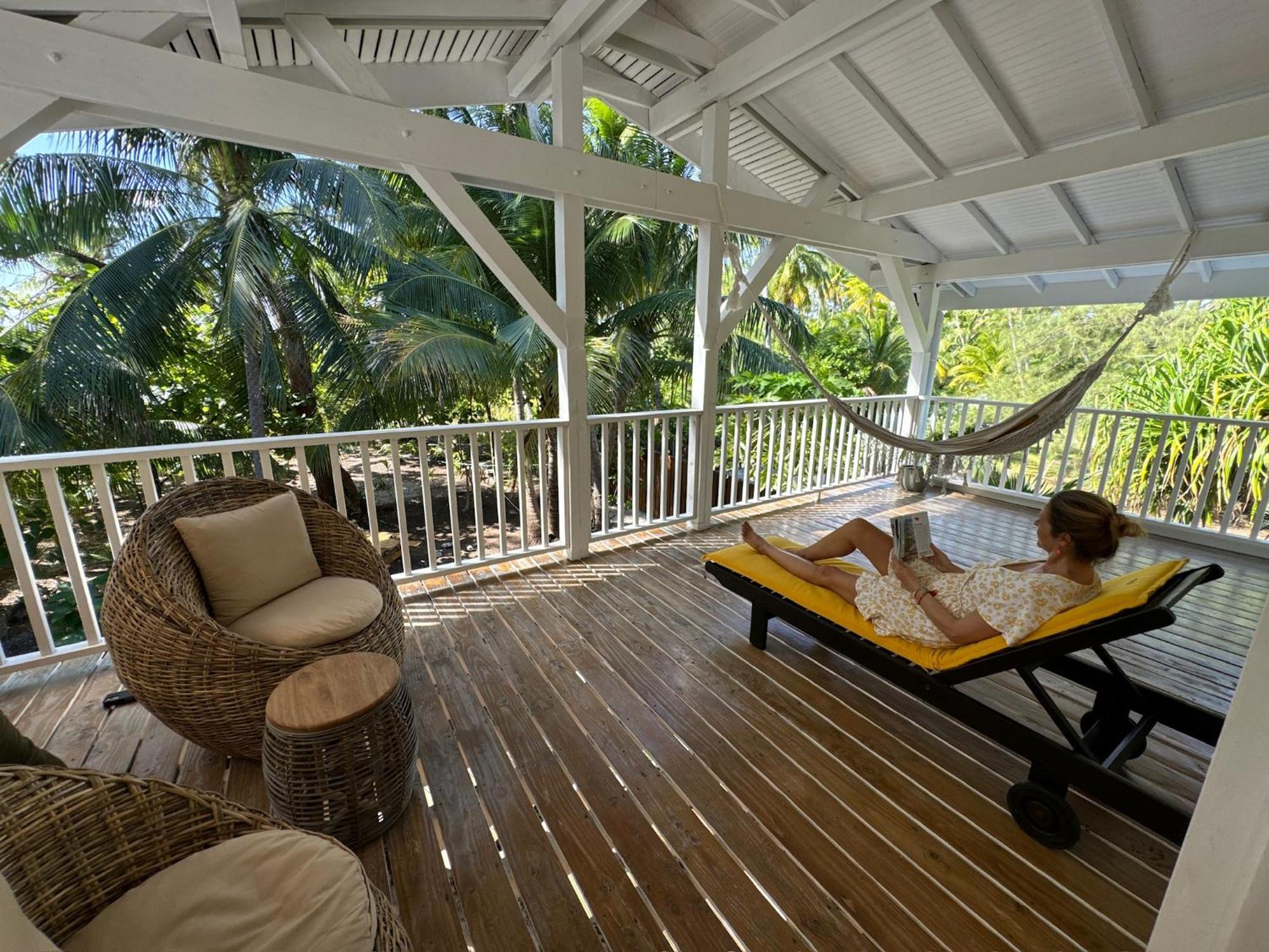 Le Coconut Lodge Avatoru Exteriör bild