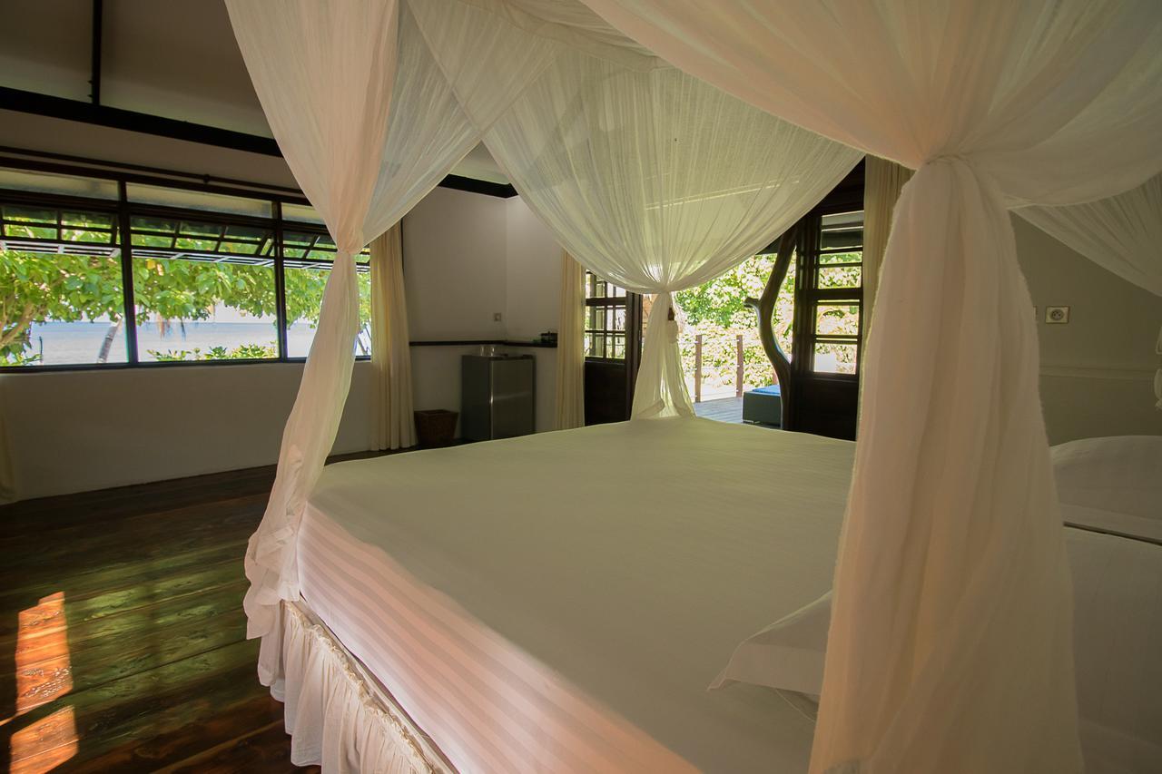Le Coconut Lodge Avatoru Exteriör bild